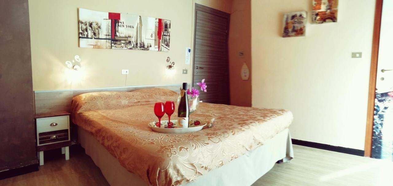 Hotel Eva La Romantica Moneglia Dış mekan fotoğraf